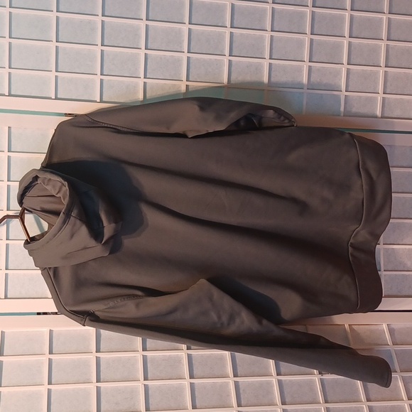 Under Armour XL Hoodie with kanga pocket 4994 - Picture 3 of 7